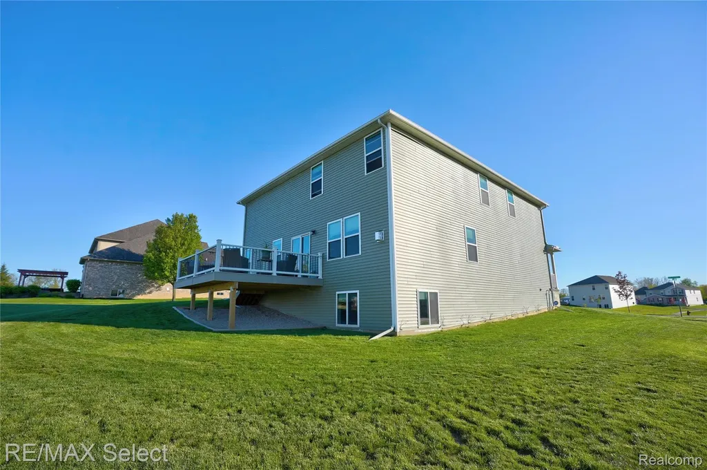 8371 Crossbow Court Grand Blanc Charter Township MI 48439