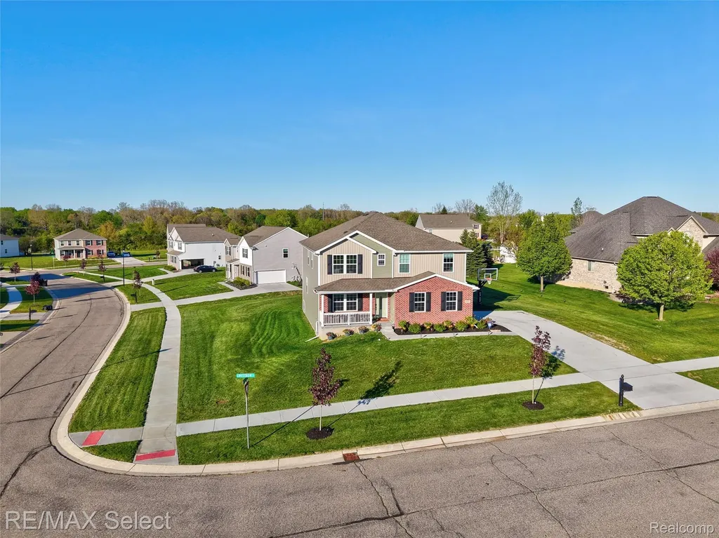 8371 Crossbow Court Grand Blanc Charter Township MI 48439