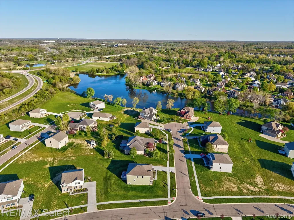 8371 Crossbow Court Grand Blanc Charter Township MI 48439