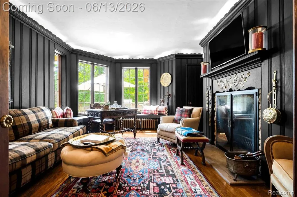 19475 Argyle Crescent Detroit City MI 48203