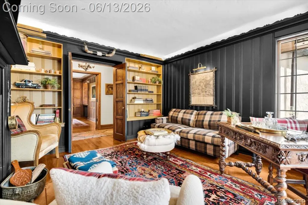 19475 Argyle Crescent Detroit City MI 48203