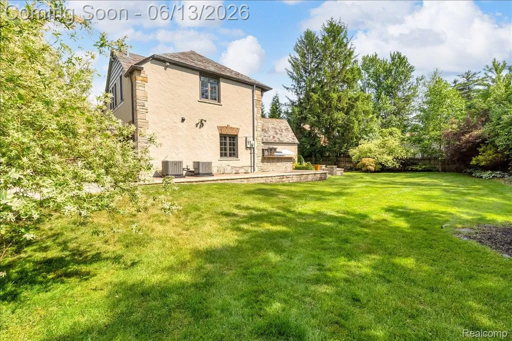 19475 Argyle Crescent Detroit City MI 48203