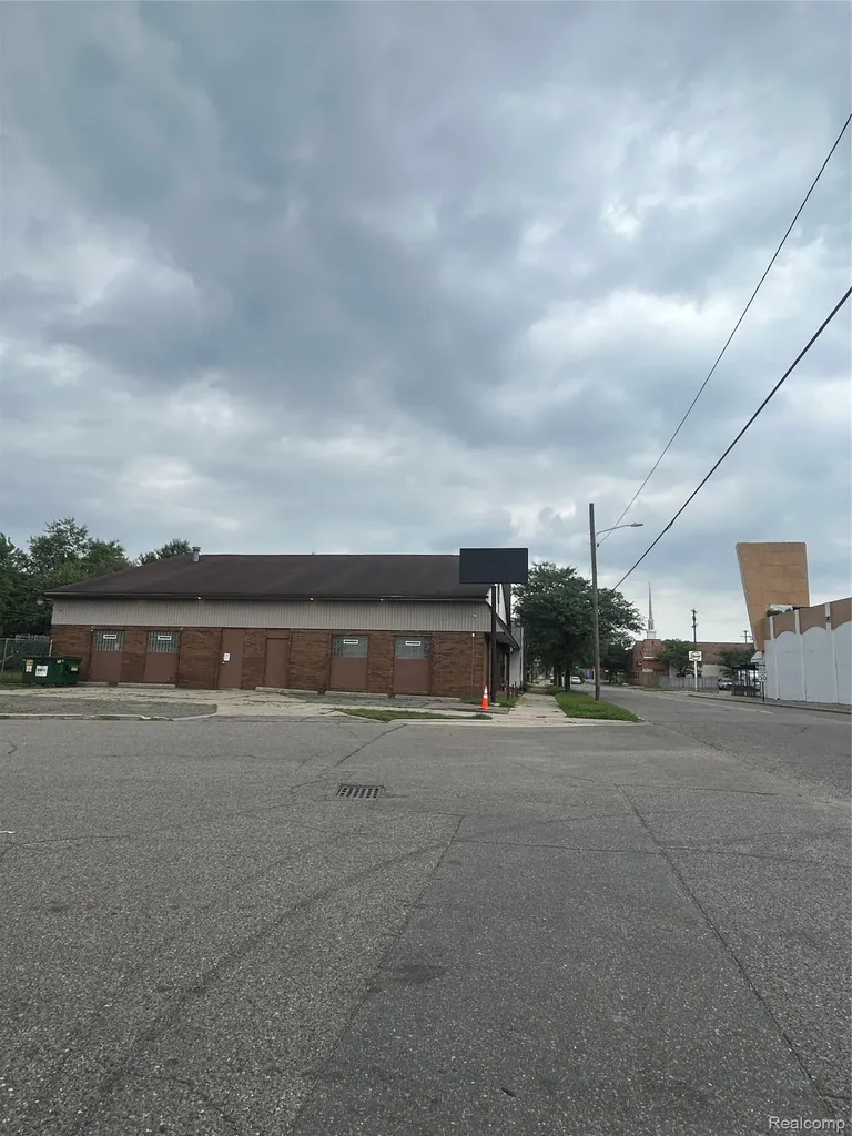 2454 Puritan Street Detroit City MI 48238