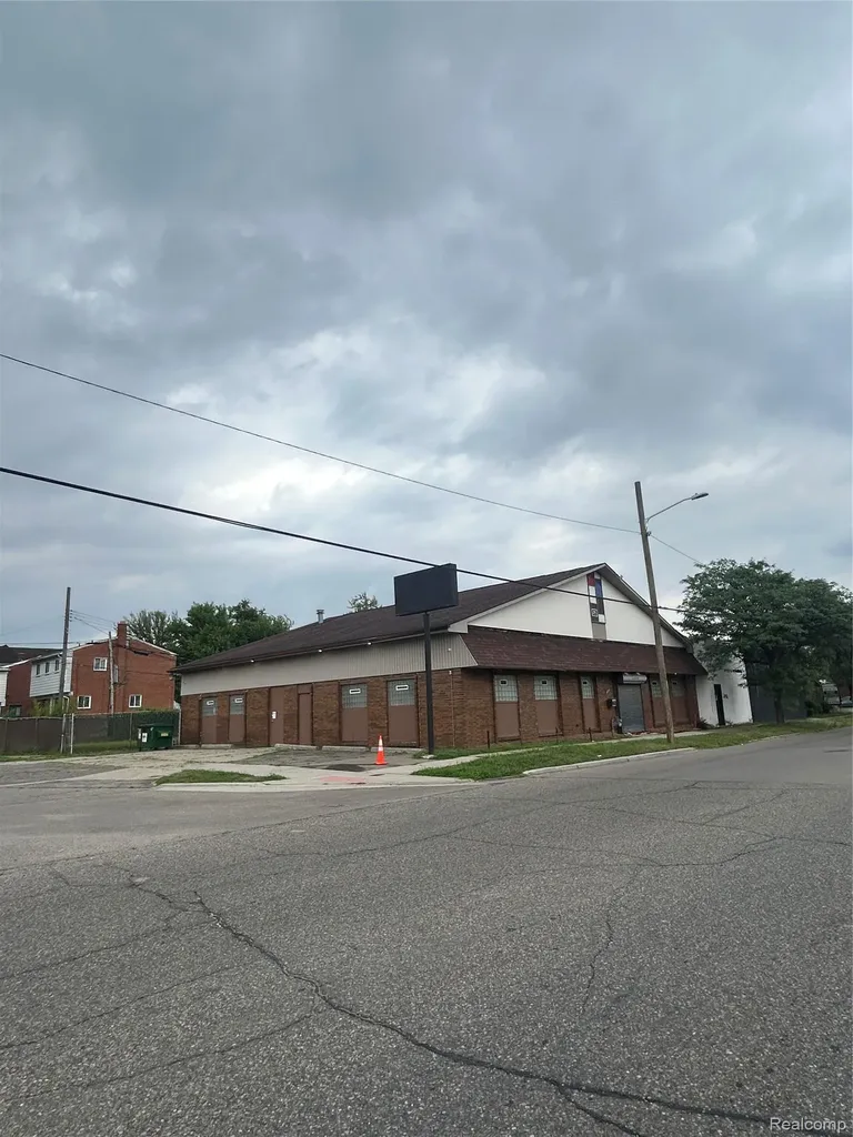 2454 Puritan Street Detroit City MI 48238