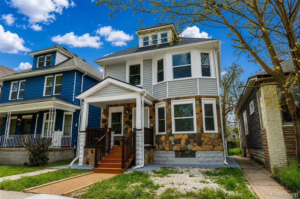 5063 Mcclellan Street Detroit City MI 48213