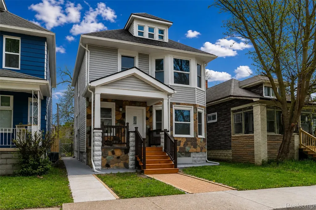 5063 Mcclellan Street Detroit City MI 48213