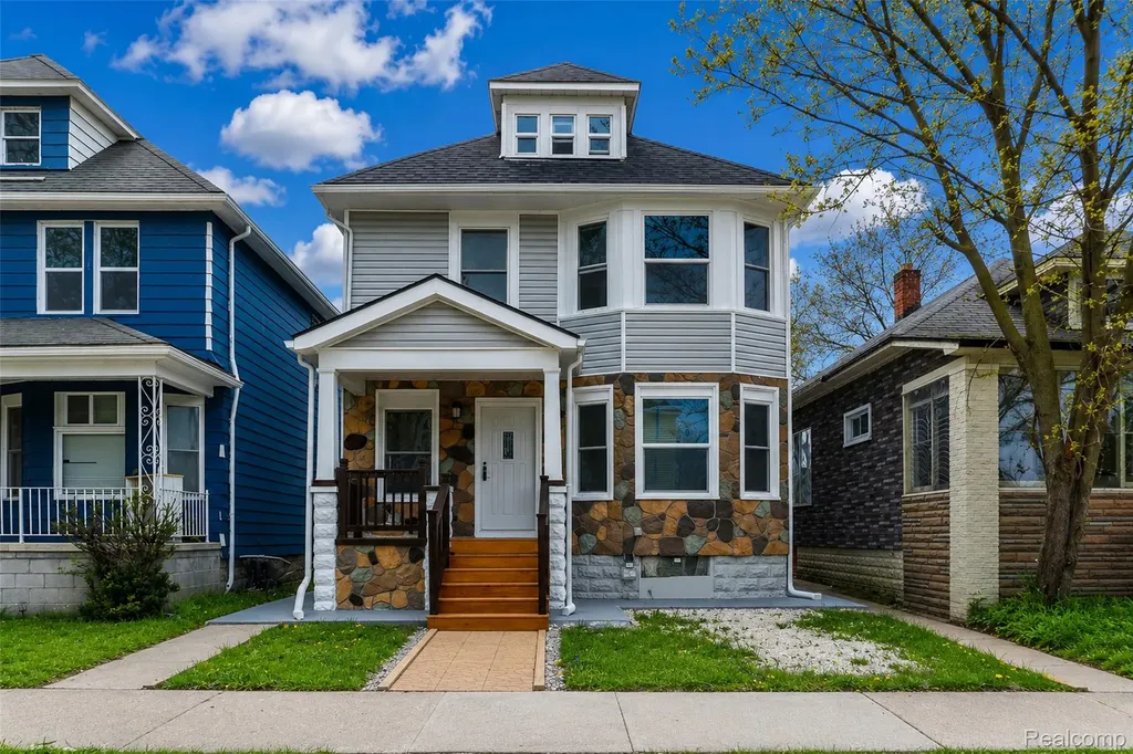 5063 Mcclellan Street Detroit City MI 48213