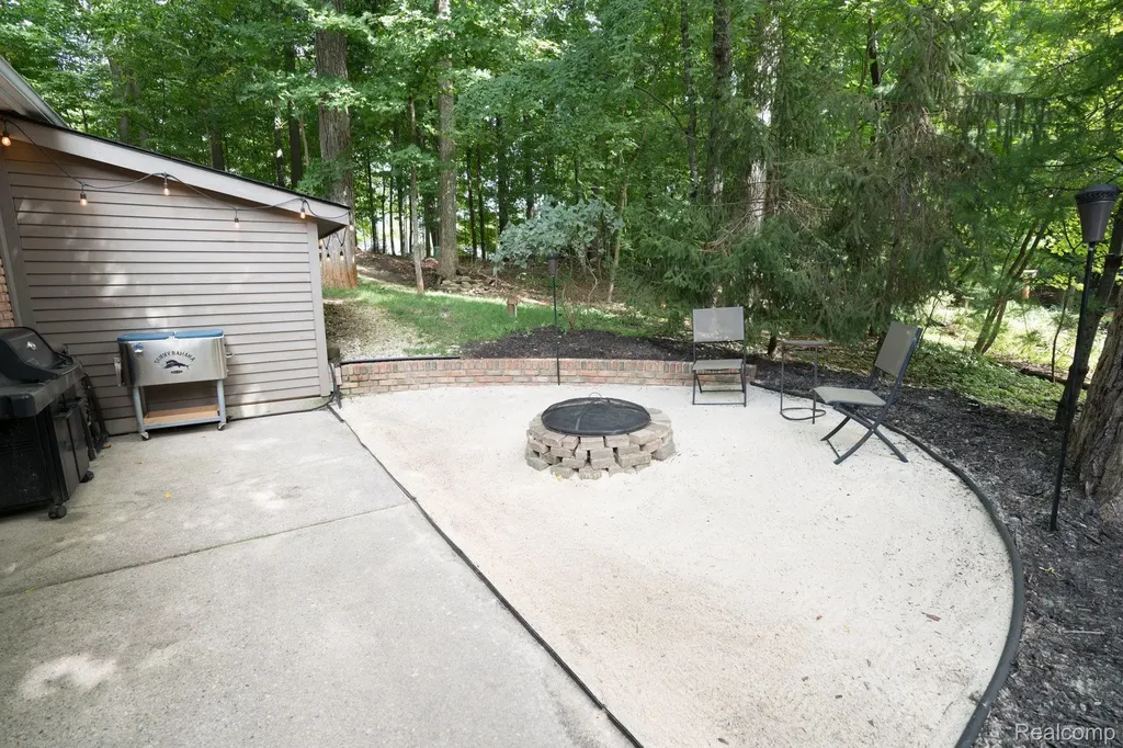 45778 Fermanagh Drive Northville Township MI 48168