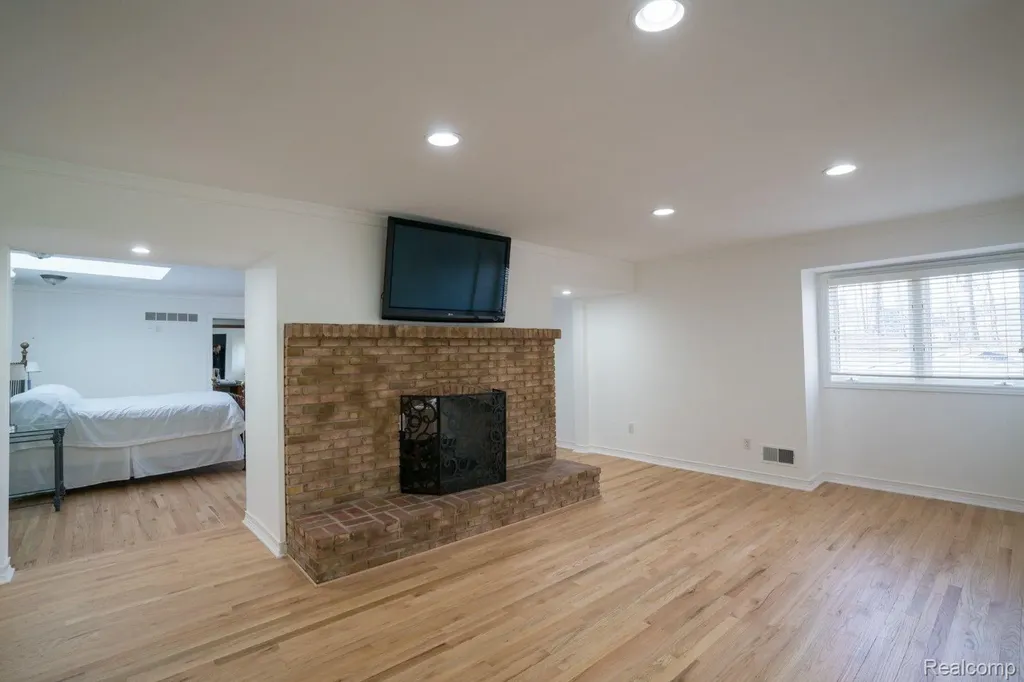 45778 Fermanagh Drive Northville Township MI 48168