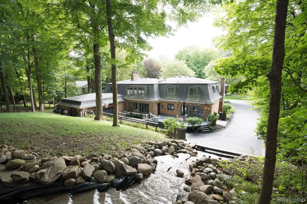 45778 Fermanagh Drive Northville Township MI 48168
