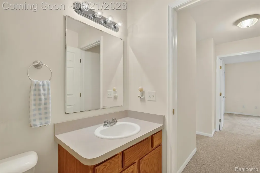 1607 Cedarwood Drive Flushing City MI 48433
