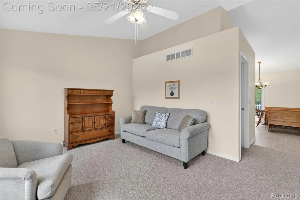1607 Cedarwood Drive Flushing City MI 48433