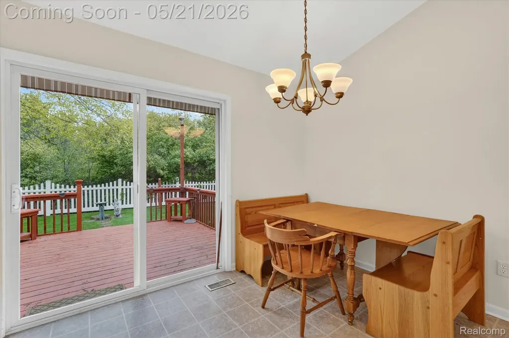1607 Cedarwood Drive Flushing City MI 48433