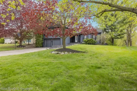 34904 Bunker Hill Drive Farmington Hills City MI 48331