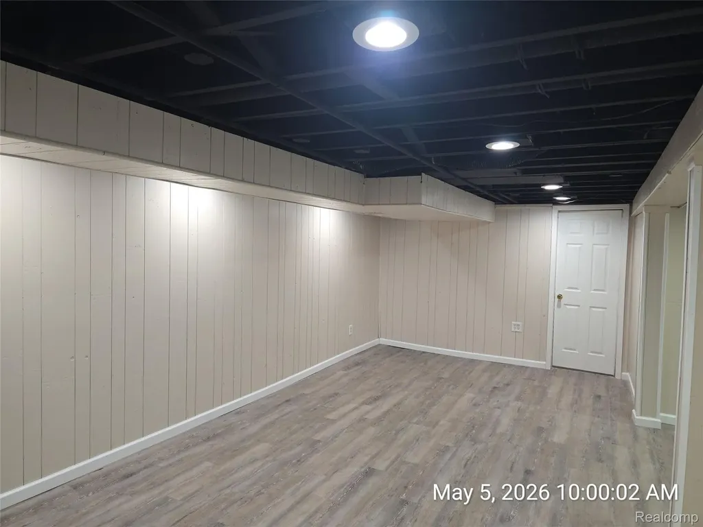 4843 Katherine Street Dearborn Heights City MI 48125