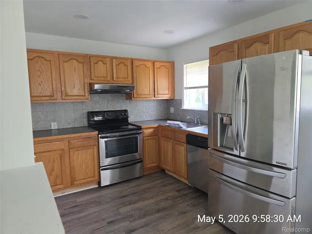 4843 Katherine Street Dearborn Heights City MI 48125