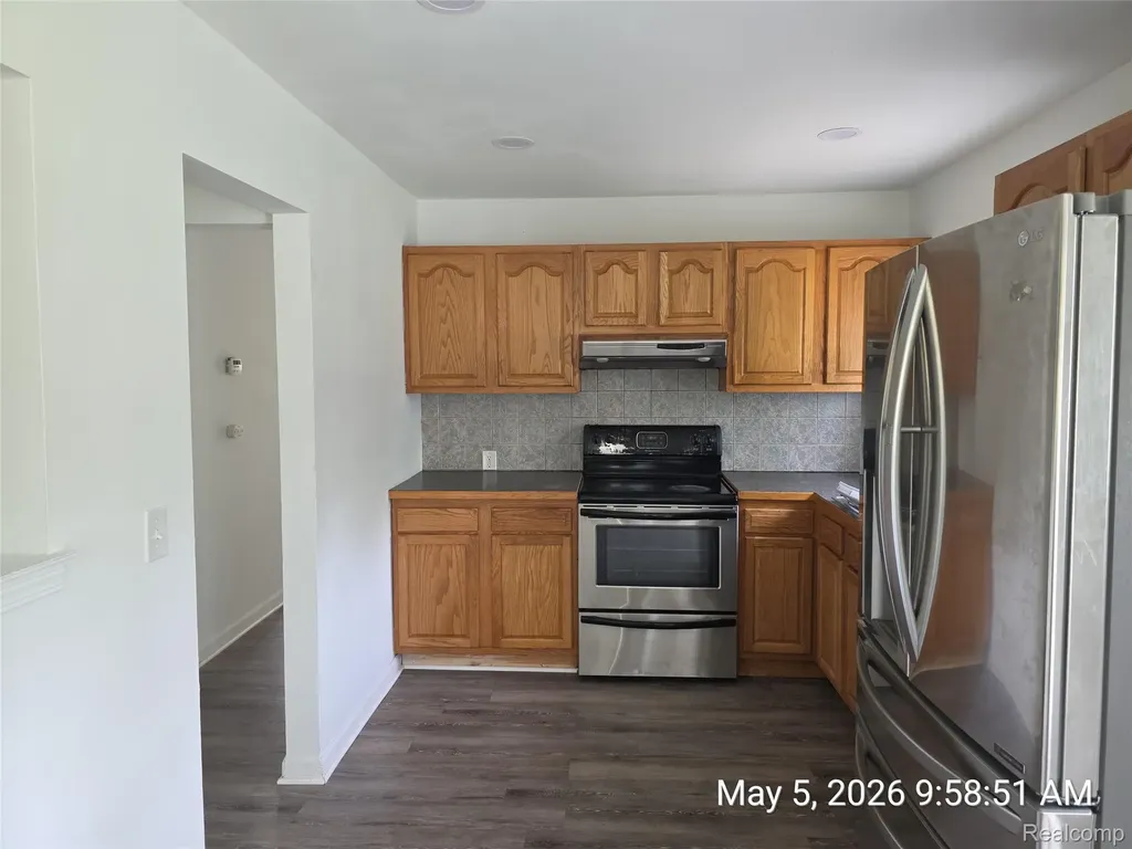 4843 Katherine Street Dearborn Heights City MI 48125