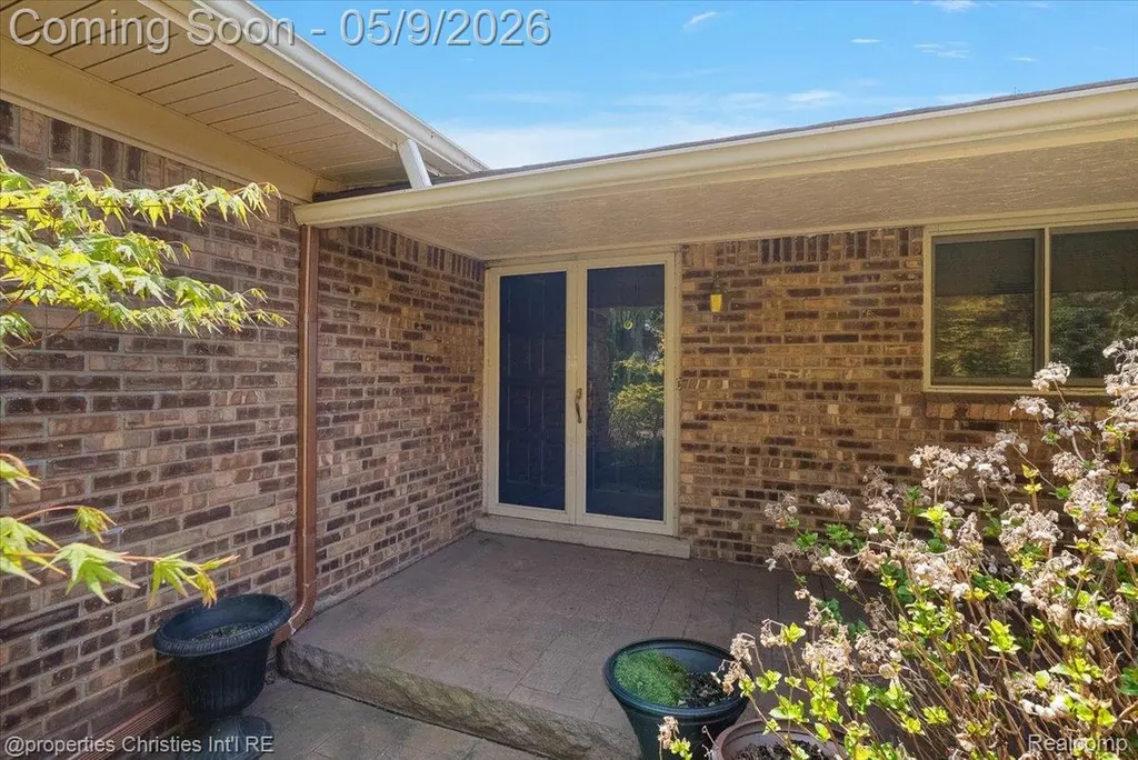 3120 Hartford Lane Shelby Charter Township MI 48316