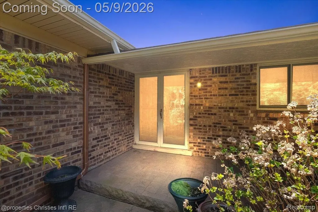 3120 Hartford Lane Shelby Charter Township MI 48316