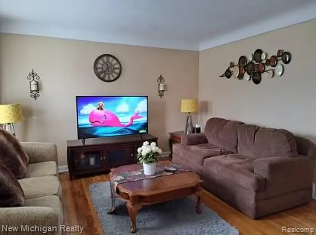 1664 11 Mile Road Berkley City MI 48072