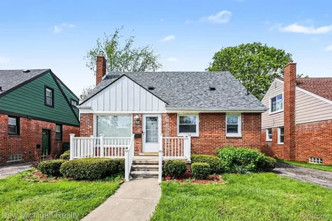 1664 11 Mile Road Berkley City MI 48072