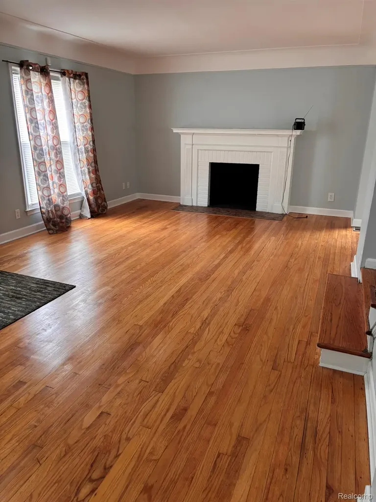 5797 E Outer Drive Detroit City MI 48234