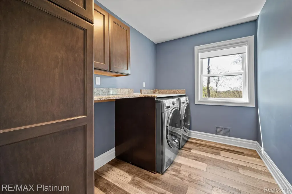 3705 High Hillcrest Drive Marion Township MI 48843