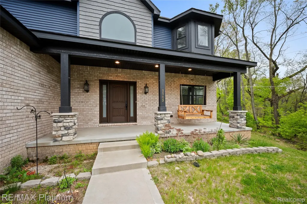 3705 High Hillcrest Drive Marion Township MI 48843