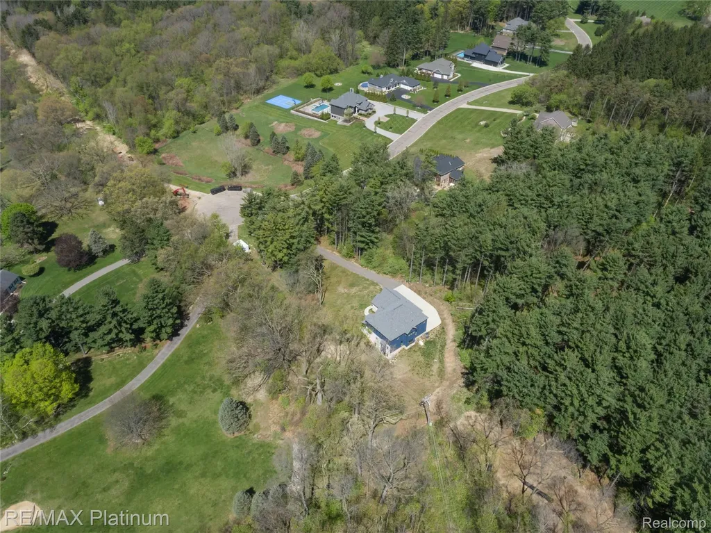 3705 High Hillcrest Drive Marion Township MI 48843
