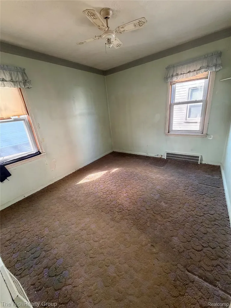 18039 Wood Street Melvindale City MI 48122