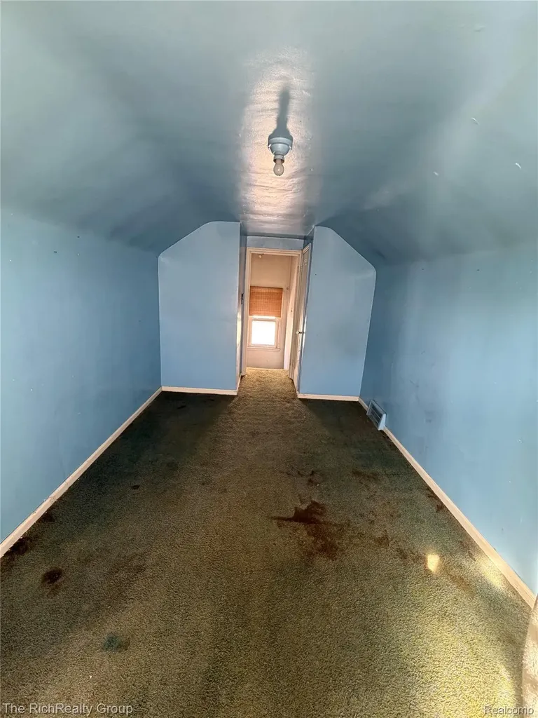 18039 Wood Street Melvindale City MI 48122