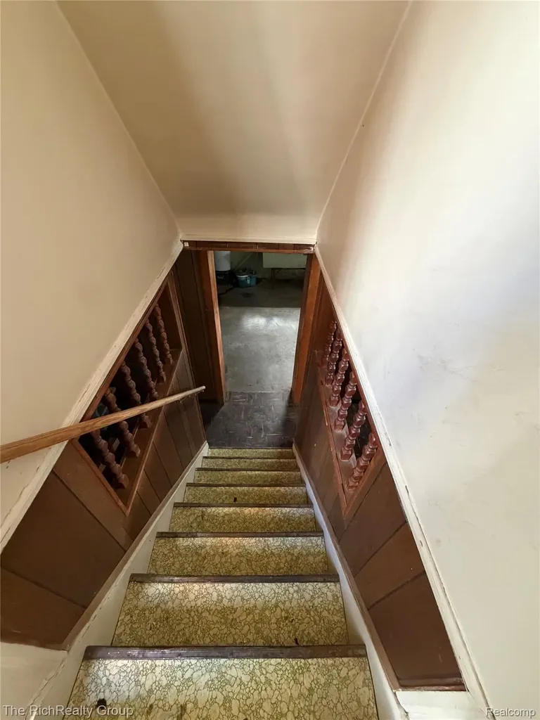 18039 Wood Street Melvindale City MI 48122