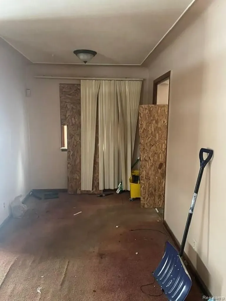 11443 Somerset Avenue Detroit City MI 48224