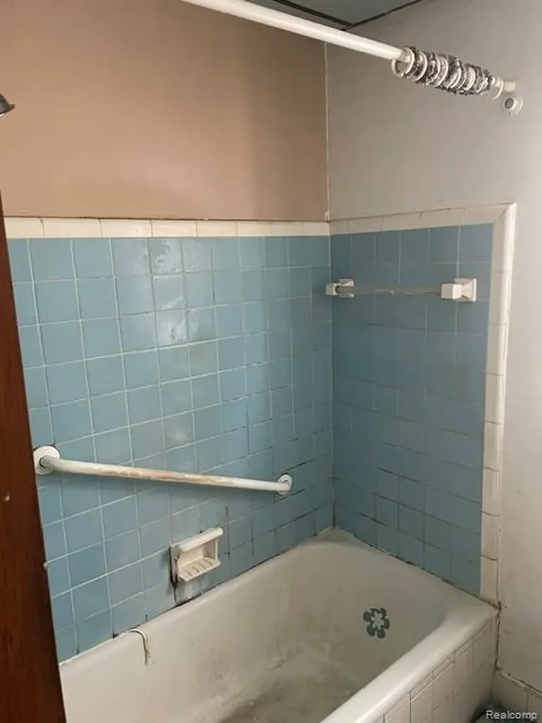 11443 Somerset Avenue Detroit City MI 48224