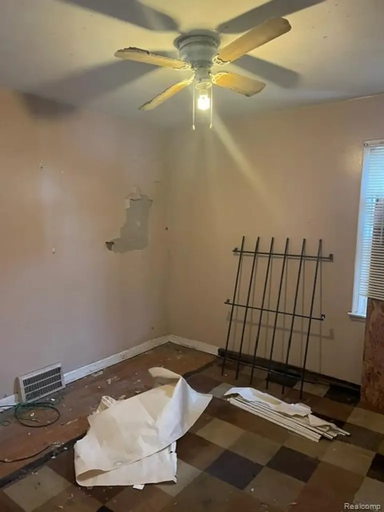 11443 Somerset Avenue Detroit City MI 48224