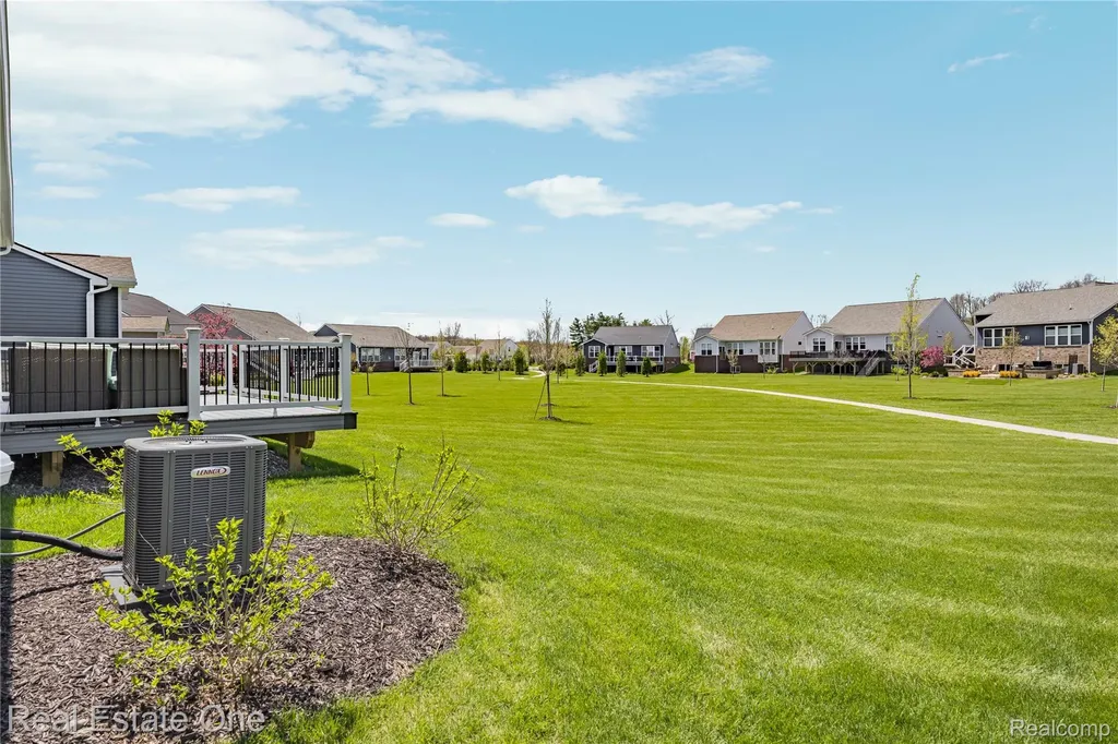 30067 Turtle Creek Circle Lyon Charter Township MI 48165