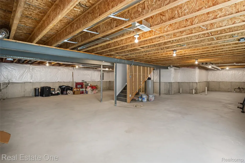 30067 Turtle Creek Circle Lyon Charter Township MI 48165