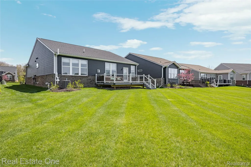 30067 Turtle Creek Circle Lyon Charter Township MI 48165