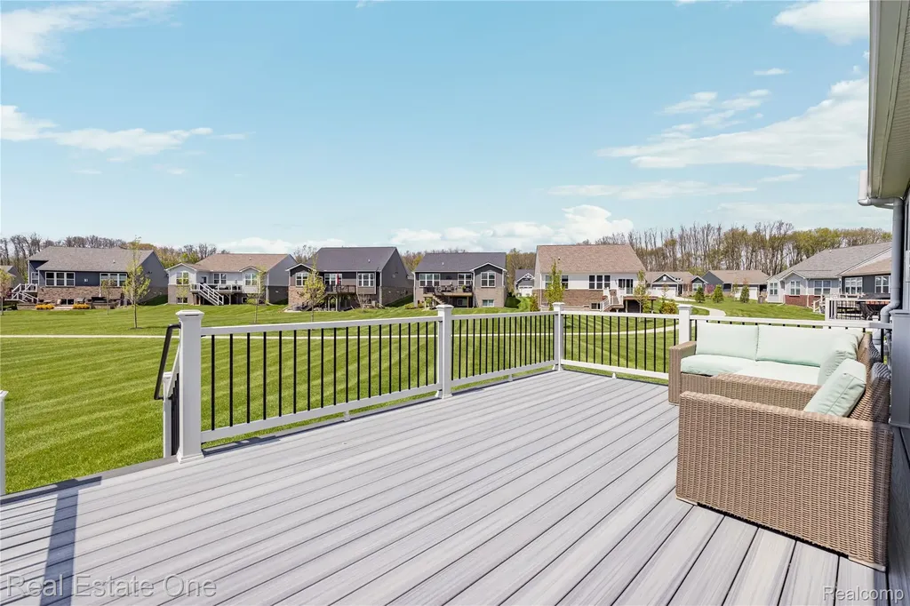 30067 Turtle Creek Circle Lyon Charter Township MI 48165
