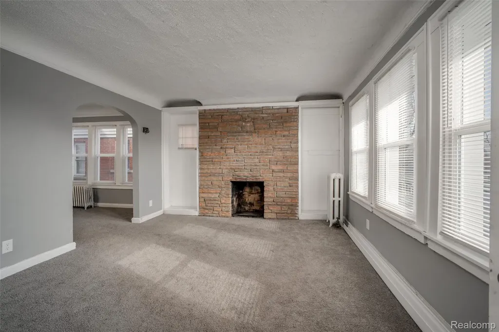 15739 Washburn Street Detroit City MI 48238