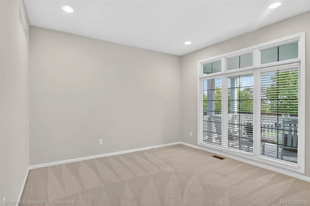 1357 Kentfield Drive Rochester City MI 48307