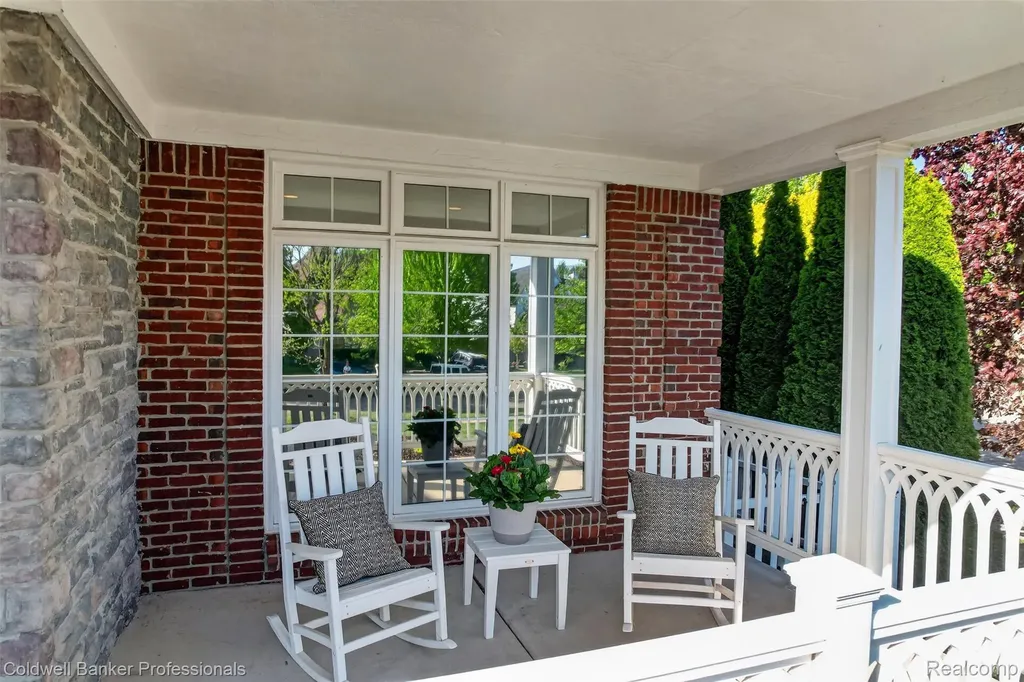 1357 Kentfield Drive Rochester City MI 48307