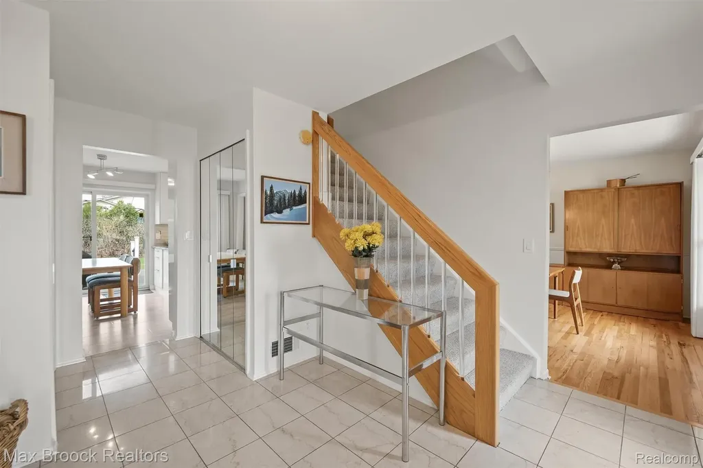 6540 Alderley Way West Bloomfield Charter Township MI 48322