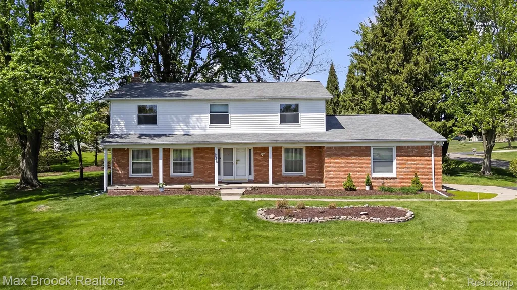6540 Alderley Way West Bloomfield Charter Township MI 48322