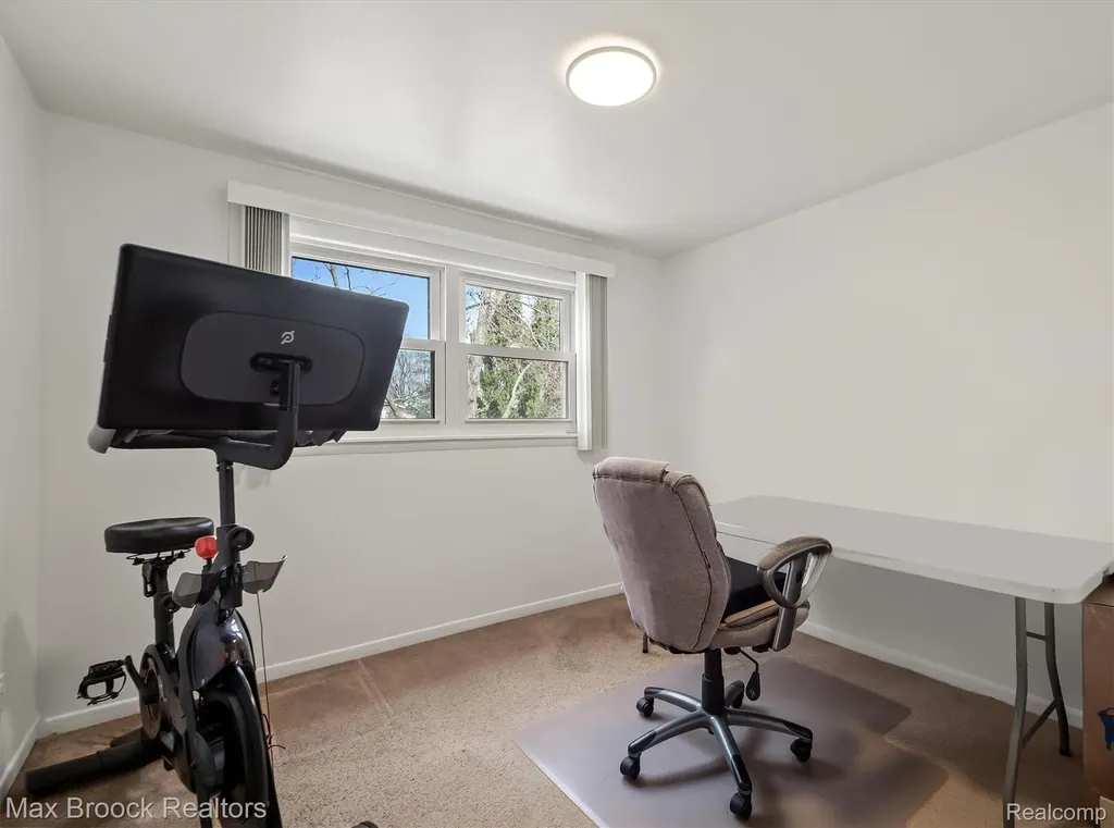 6540 Alderley Way West Bloomfield Charter Township MI 48322