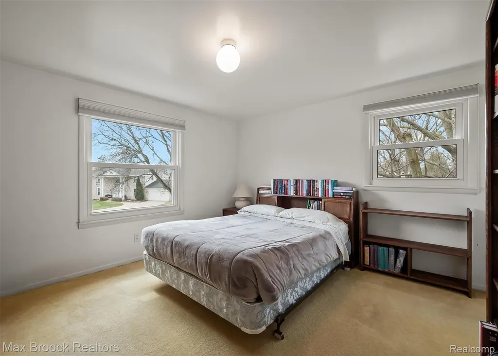 6540 Alderley Way West Bloomfield Charter Township MI 48322