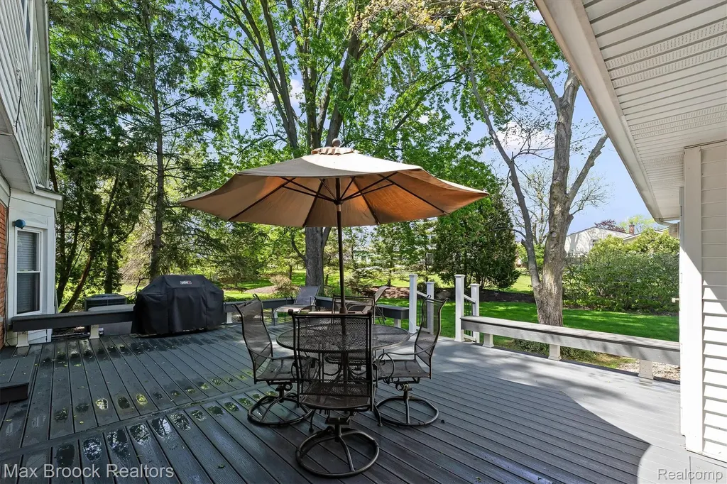 6540 Alderley Way West Bloomfield Charter Township MI 48322