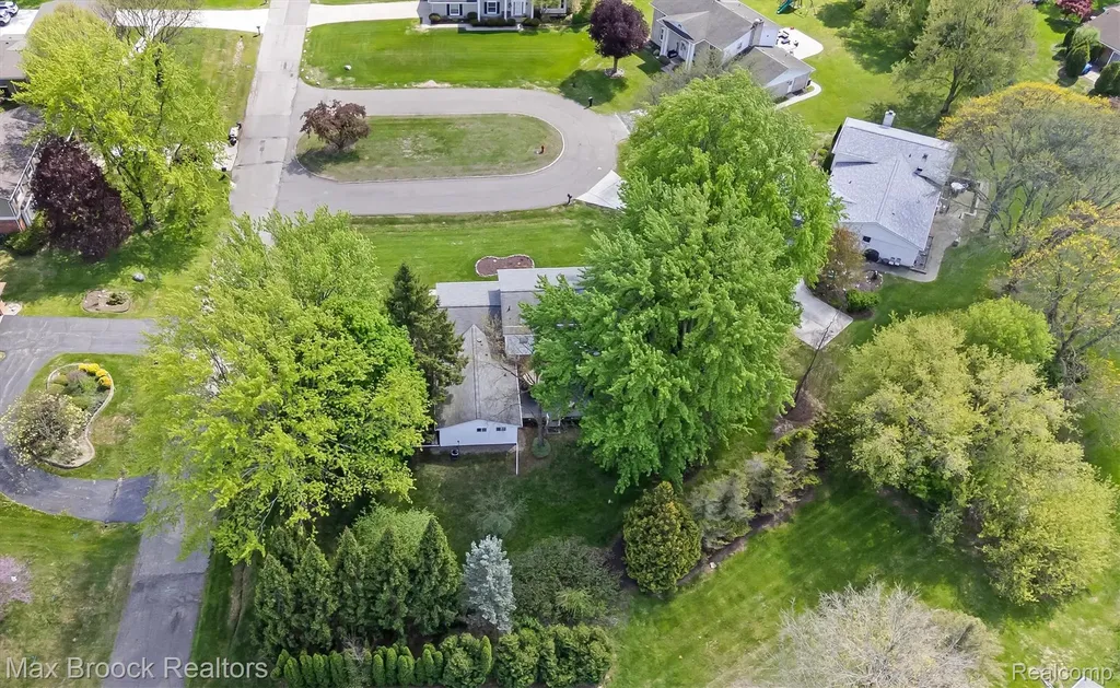 6540 Alderley Way West Bloomfield Charter Township MI 48322