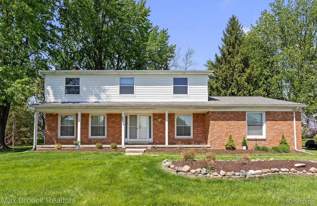 6540 Alderley Way West Bloomfield Charter Township MI 48322