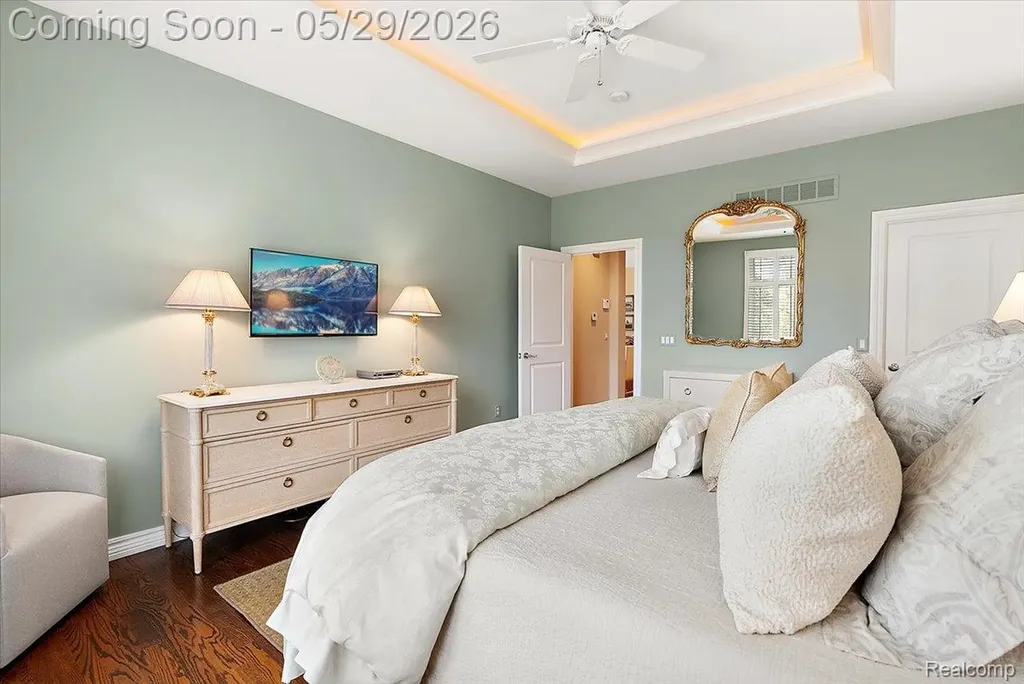 2570 Stoneykirk Court Oakland Charter Township MI 48306